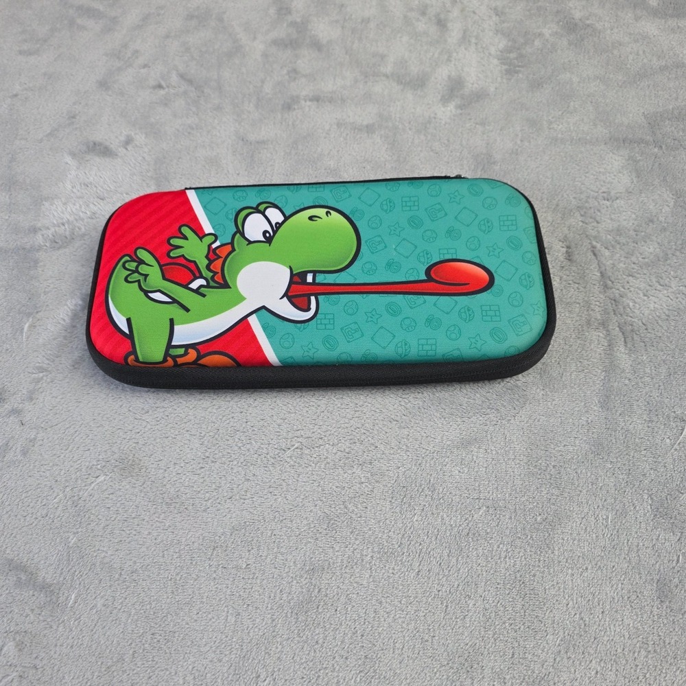 Yoshi Nintendo Switch travel case with game slots Super Mario